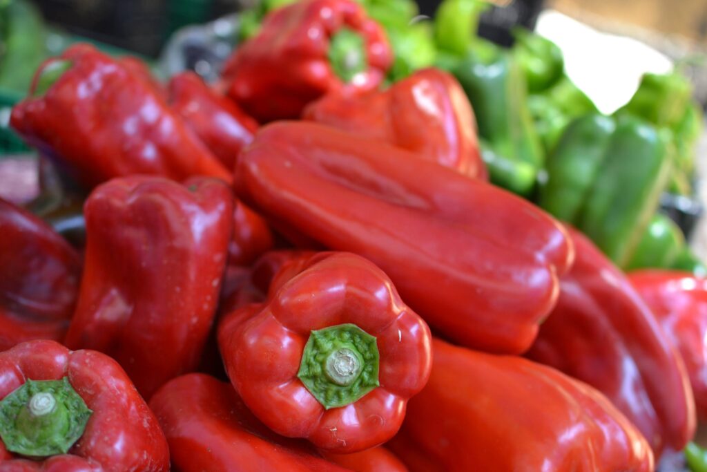 Red Bell Peppers. Bursting with antioxidants like vitamin C and beta-carotene, red bell peppers are a must-have for glowing skin. These powerful antioxidants fight free radicals, reduce inflammation, and promote collagen production, helping to keep your skin firm and wrinkle-free. Add them to stir-fries, salads, or enjoy them raw for maximum benefits.