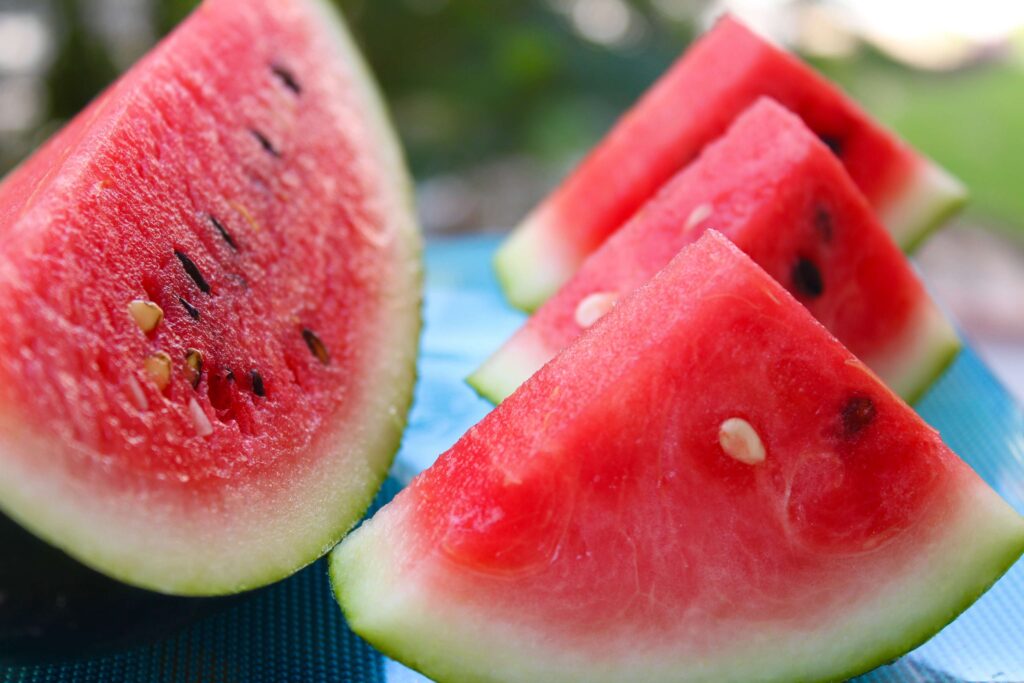 Watermelon. Stay hydrated and nourish your skin with juicy watermelon. This refreshing fruit is high in water content, keeping your skin hydrated and plump. It is also rich in lycopene, a powerful antioxidant that protects against sun damage and promotes a youthful appearance. Enjoy watermelon slices on a hot day or blend it into a hydrating summer smoothie.